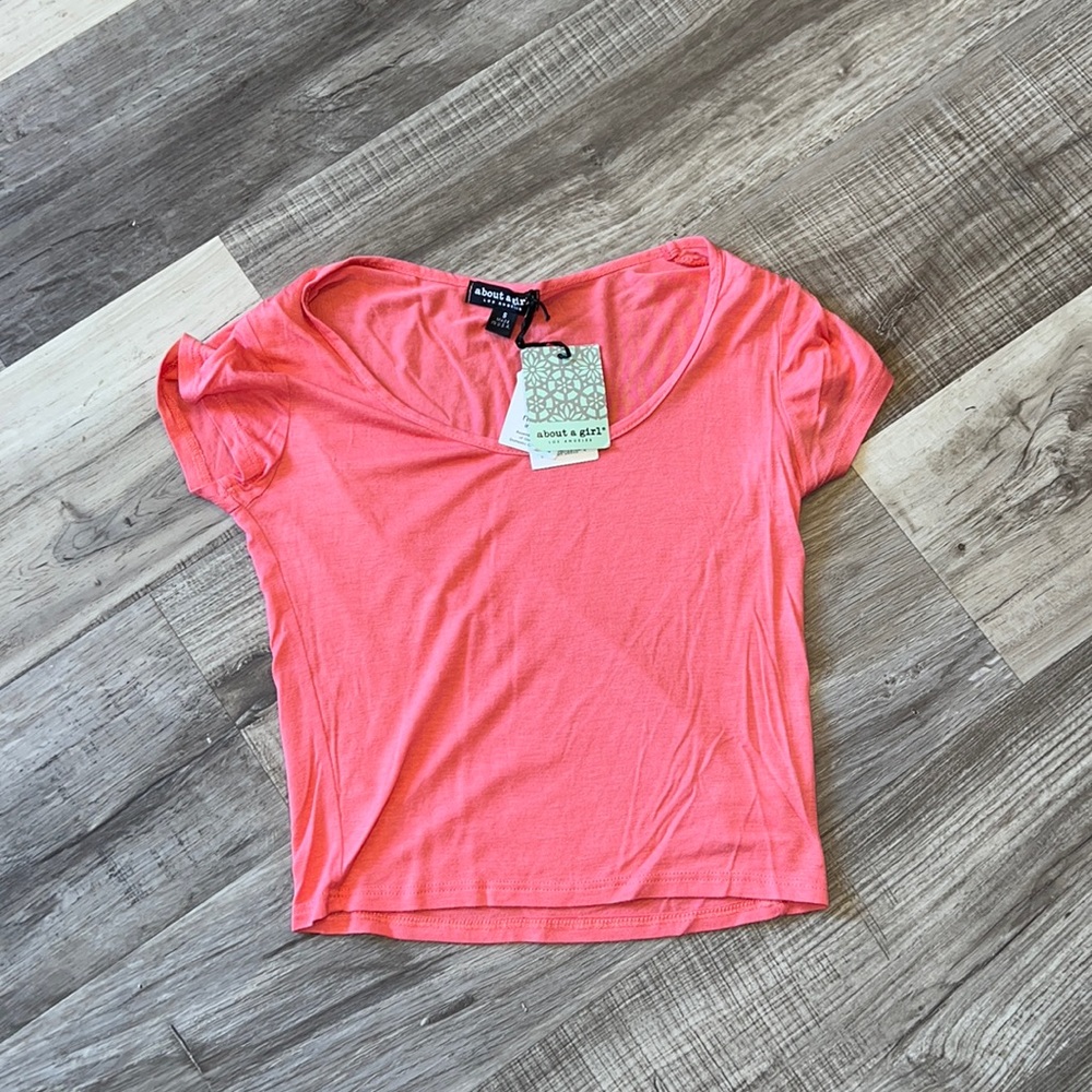 Womens crop/half belly shirt. Brand new with tags size small